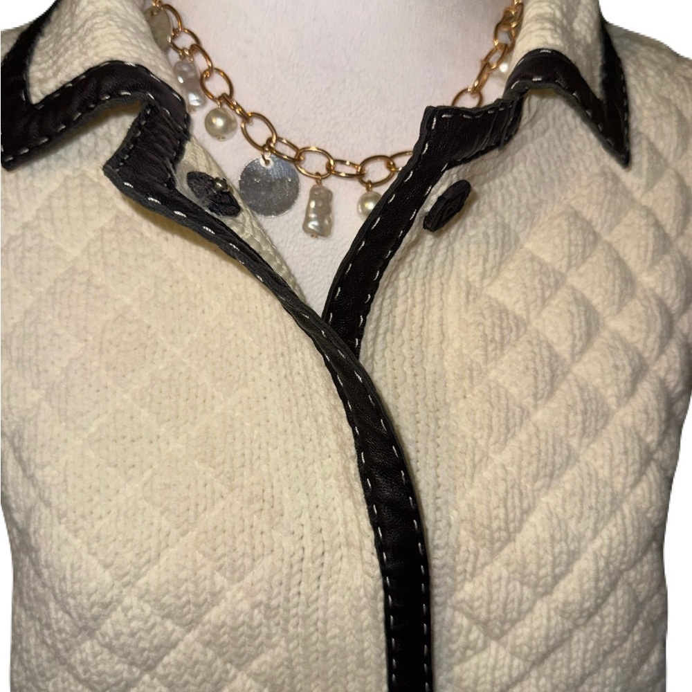 Vintage Doncaster Ivory Quilted Lined Sweater Jacket with Black Leather Trim - Picture 4 of 15